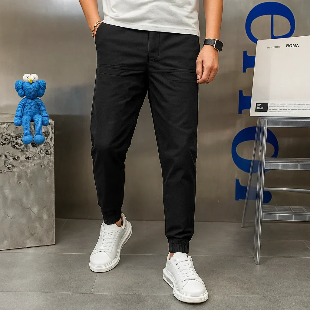 CargoFlex Pro™ カーゴパンツ – 機能性と快適さを兼ね備えた一本