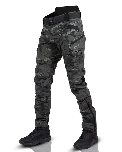 TacticalPlus™ カーゴパンツ – タフな機能性と快適な履き心地