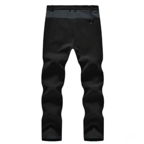 TitanWear™ アウトドアパンツ – アクティブな毎日を支える高機能デザイン