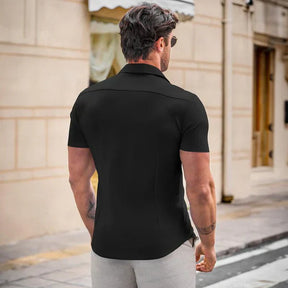 EasyFit™ ストレッチシャツ – 動きやすさと洗練されたシルエットを両立