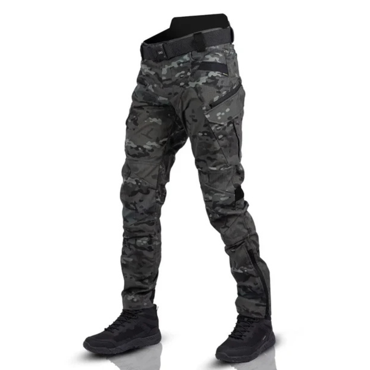 TacticalPlus™ カーゴパンツ – タフな機能性と快適な履き心地